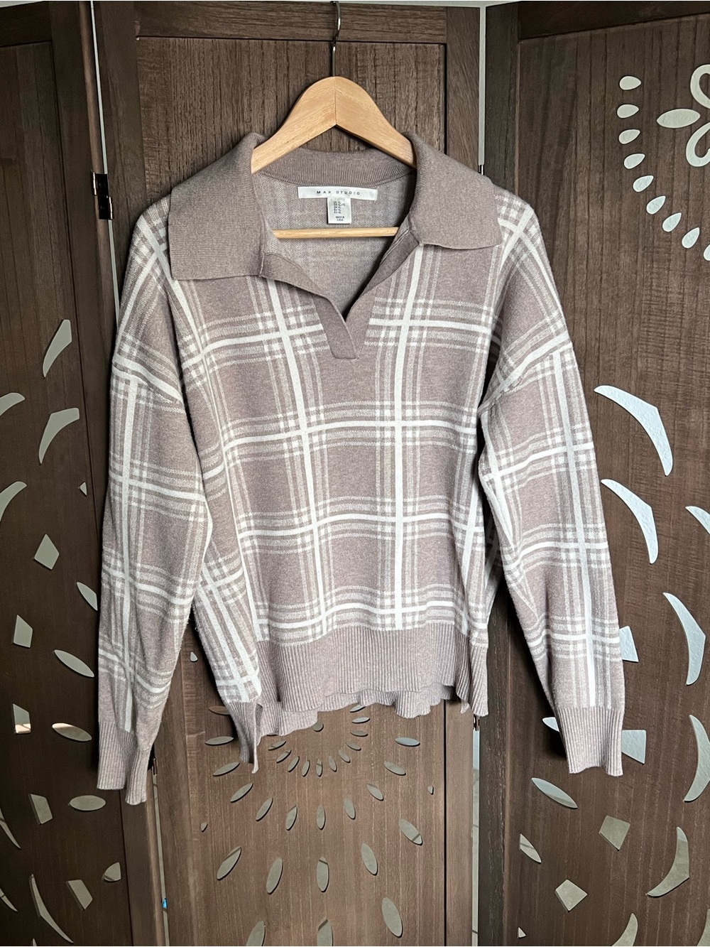 Max Studio Taupe and Cream Plaid V-Neck Collared Sweater